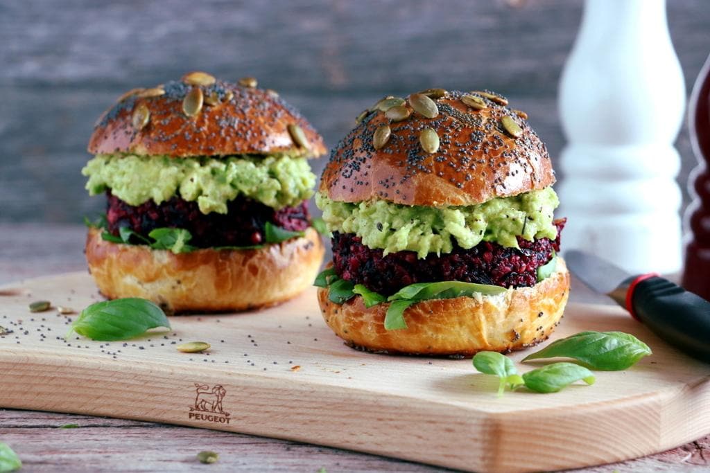 Veggie Beet Burger_PS_landscape2 - Peugeot Saveurs