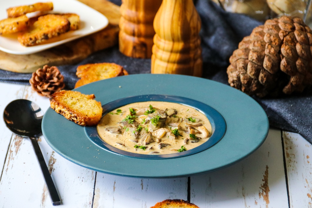 Croûte aux champignons franc-comtoise