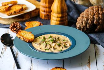 Croûte aux champignons franc-comtoise