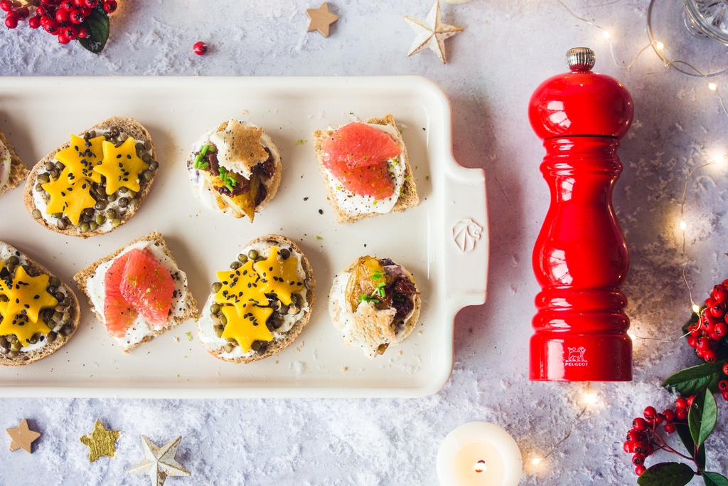 Toasts de fête aux poivres