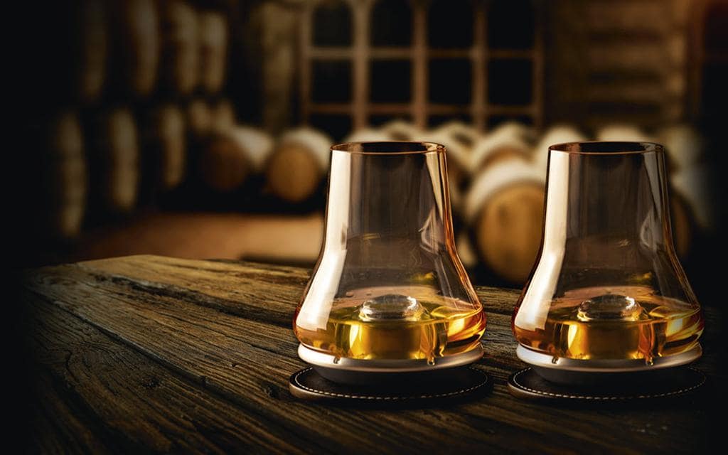 Cadeau autour du Whisky : le set dégustation incontournable pour Noël - Peugeot Saveurs